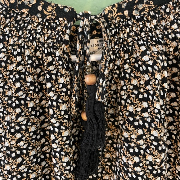 Mason & Belle | Floral Long Sleeve Tassel Blouse - Picture 7 of 7